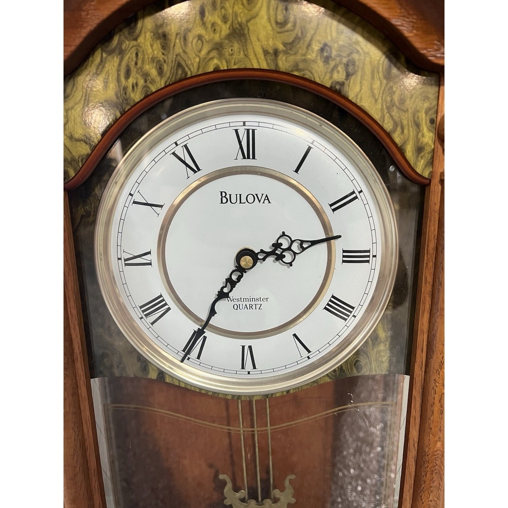 Bulova Westminster Chime Quartz Wall Clock Pendulum Wooden Case Vintage Untested - Picture 2 of 4